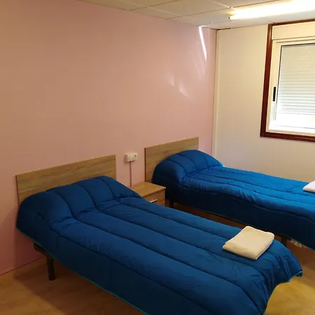 ゲストハウス A Taberna De Vento Lalín