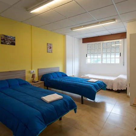 ゲストハウス A Taberna De Vento Lalín